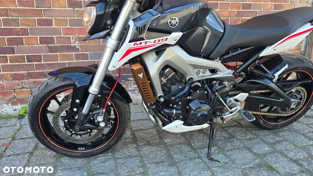 Yamaha MT - 6