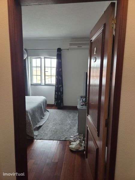 Moradia V3 em Alpalhão pronta a habitar - Grande imagem: 4/12