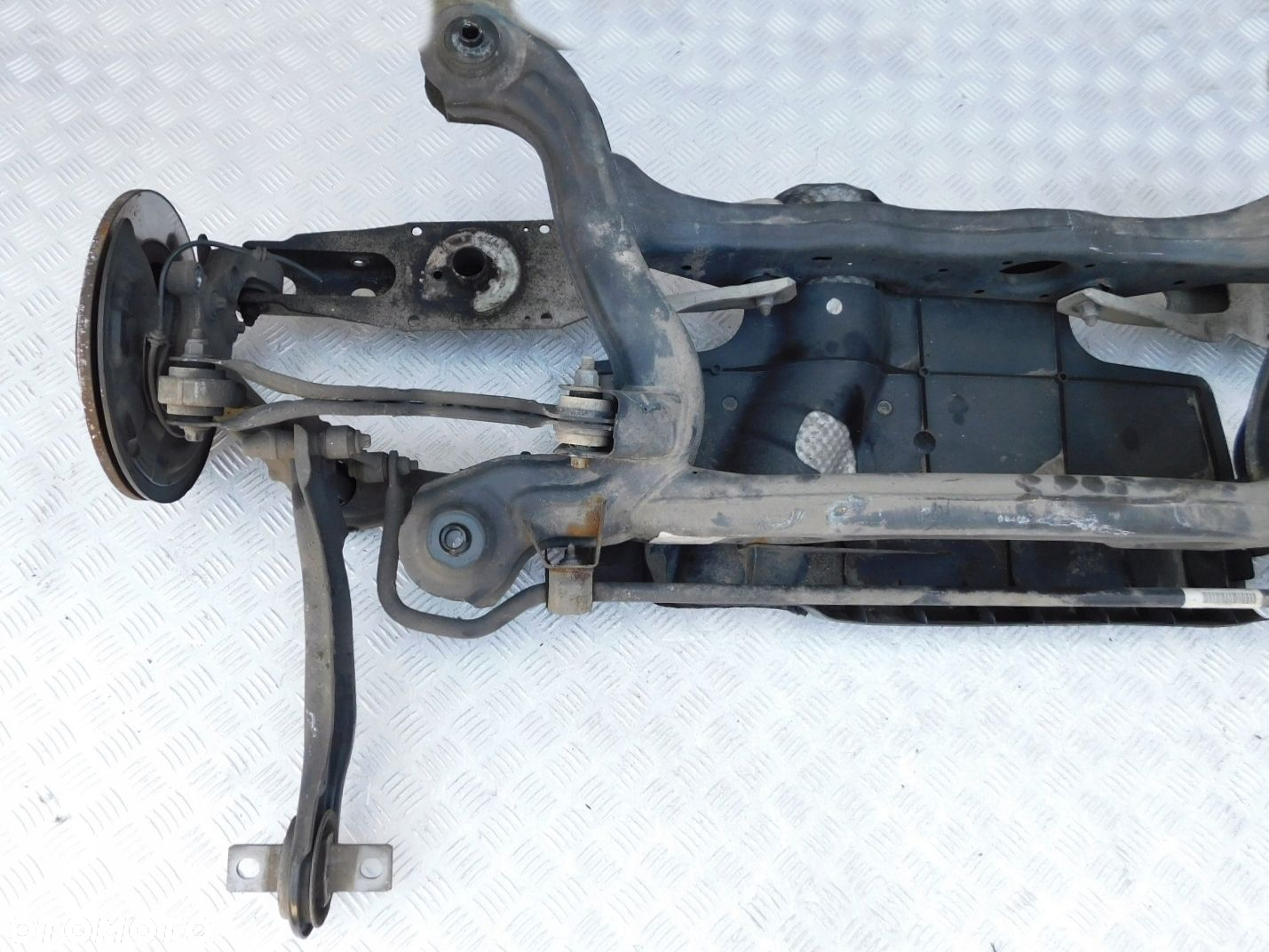 SANKI BELKA ZAWIESZENIA TYŁ OŚ - INFINITI Q30 W246 CLA W117 GLA X156 - 3