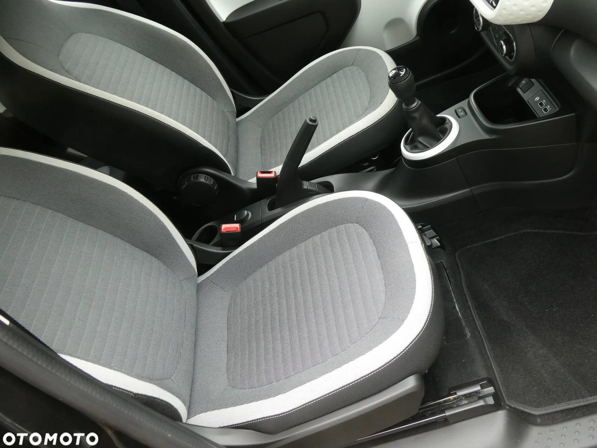 Renault Twingo - 11