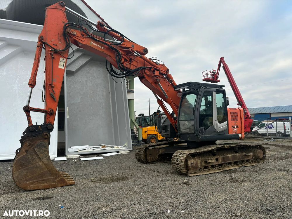 Hitachi ZX225USLC-3 - 2