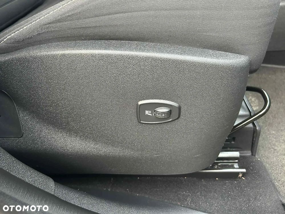 Renault Scenic ENERGY TCe 115 S&S LIMITED - 33