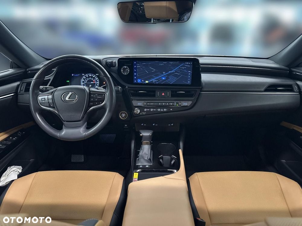 Lexus ES 300h Business Edition - 17