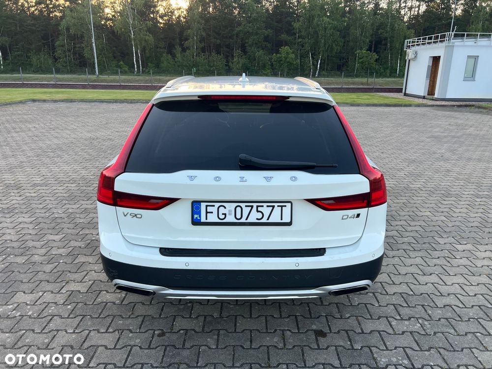 Volvo V90 - 8