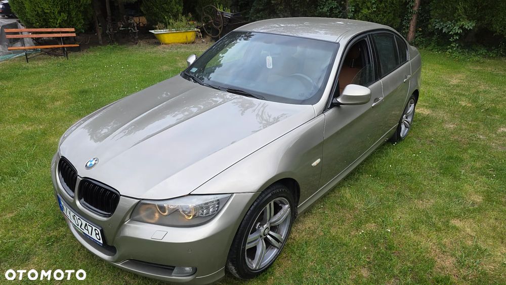 BMW Seria 3 318d - 10