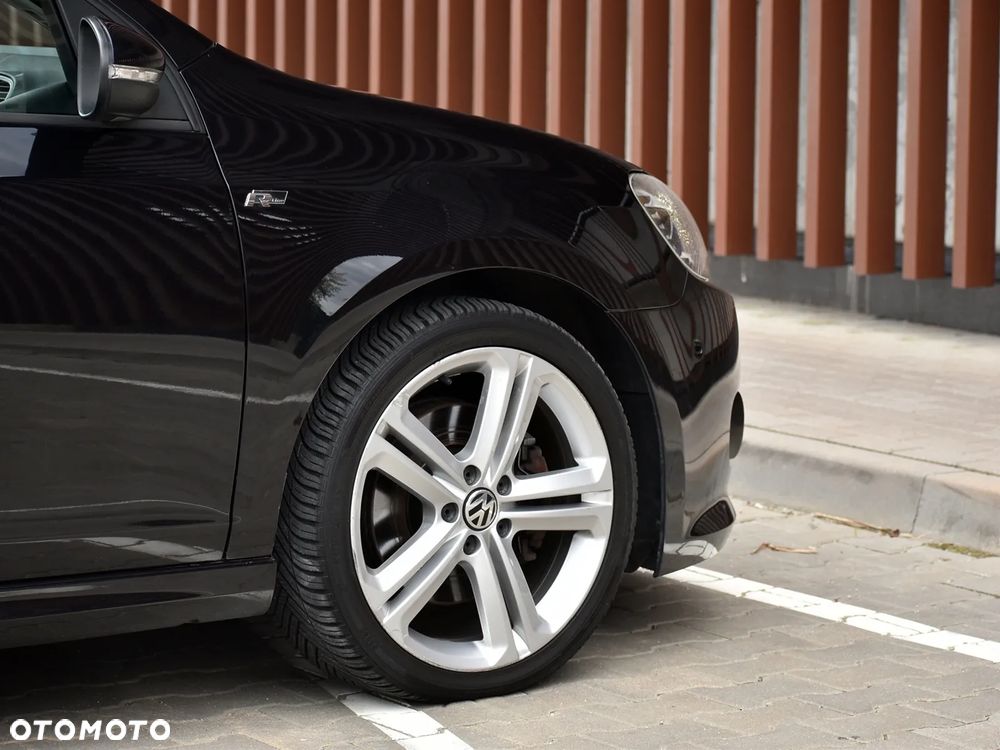 Volkswagen Golf - 8