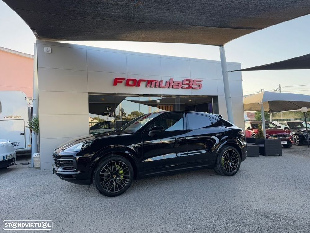 Porsche Cayenne Coupé E-Hybrid - 2