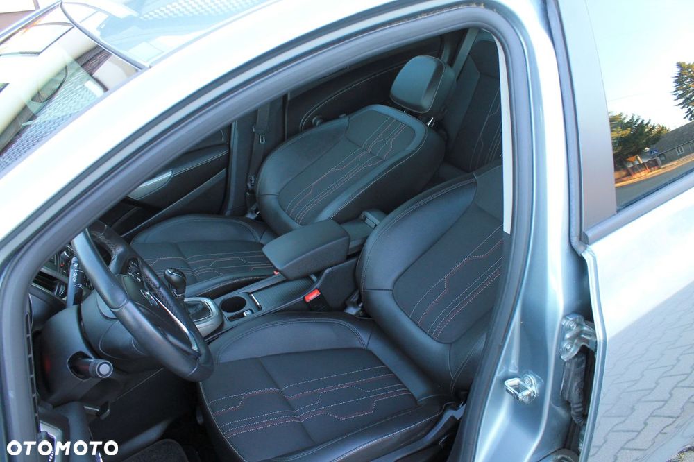 Opel Astra - 25