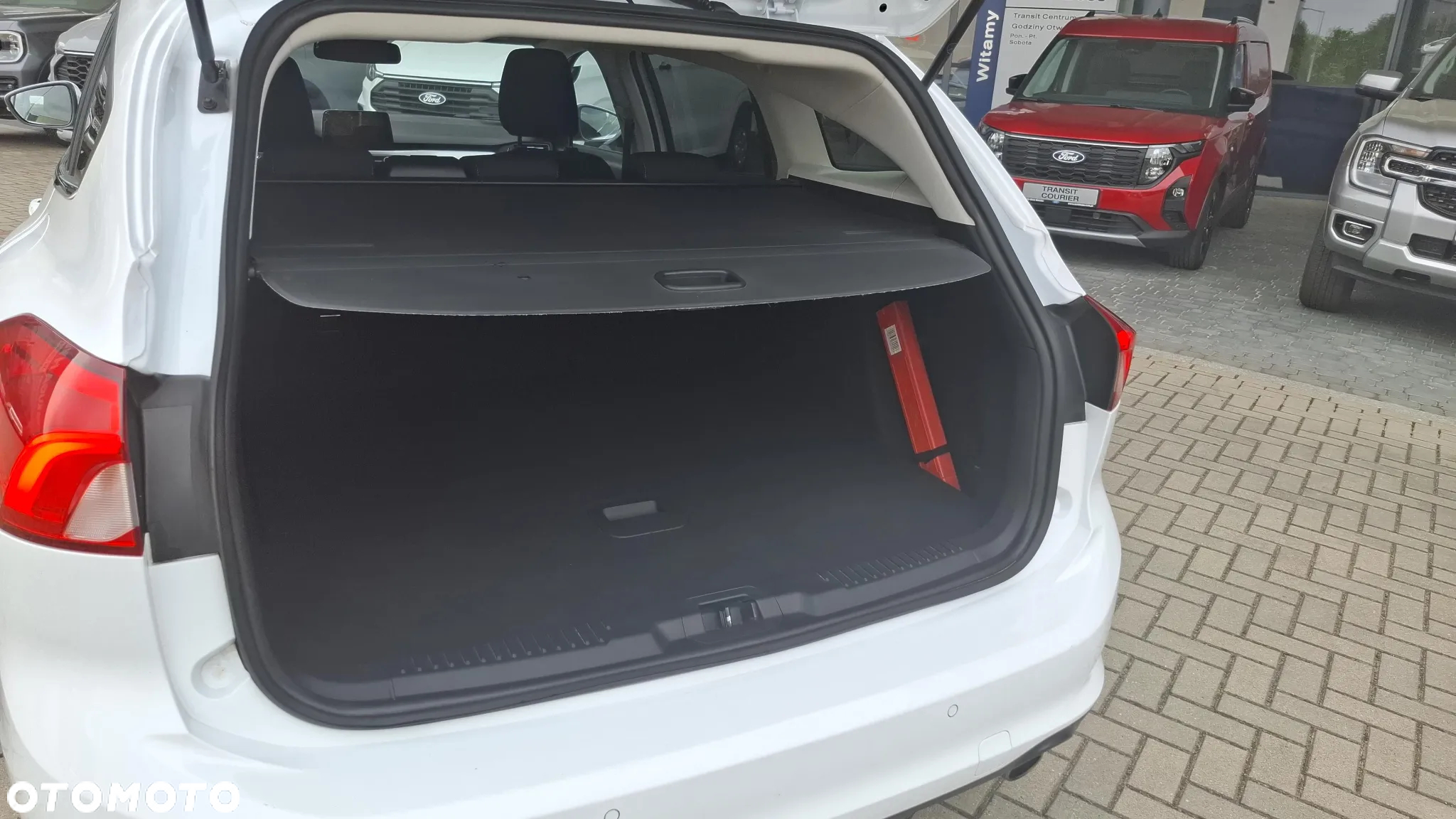Ford Focus 1.5 EcoBlue Connected - 13