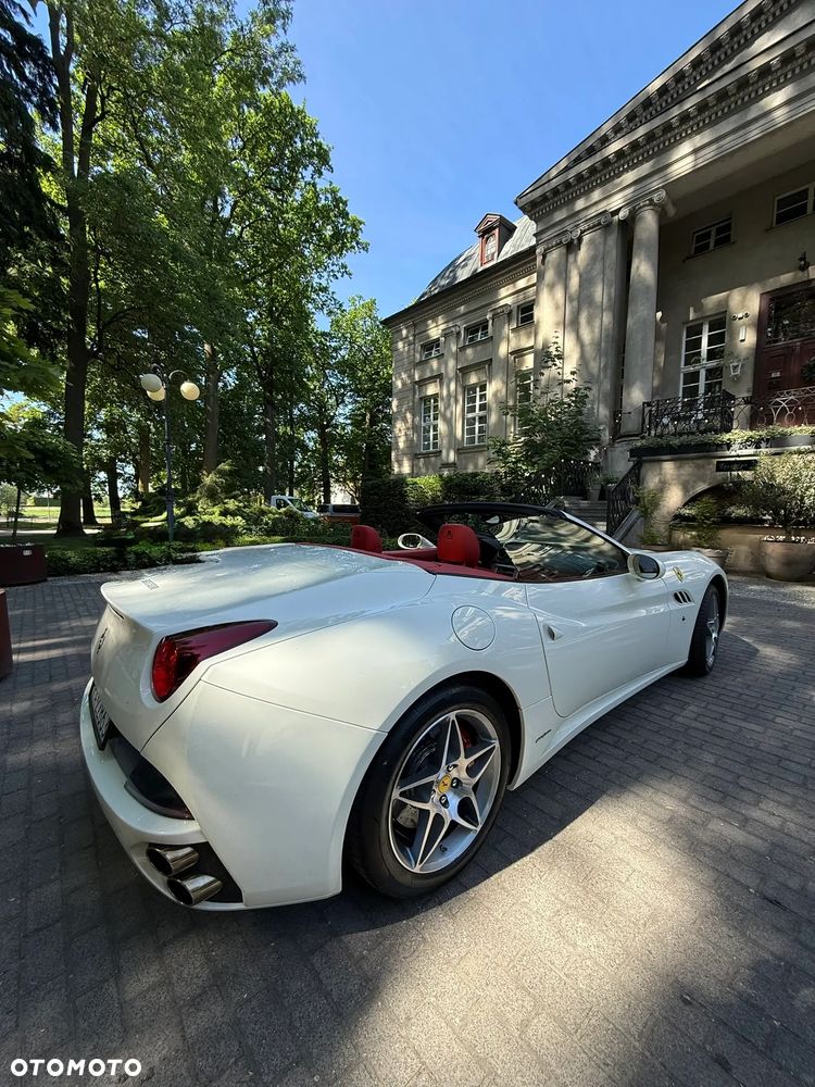 Ferrari California F1 DCT - 3