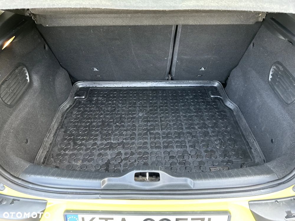 Citroën C4 Cactus 1.2 PureTech Shine S&S - 18