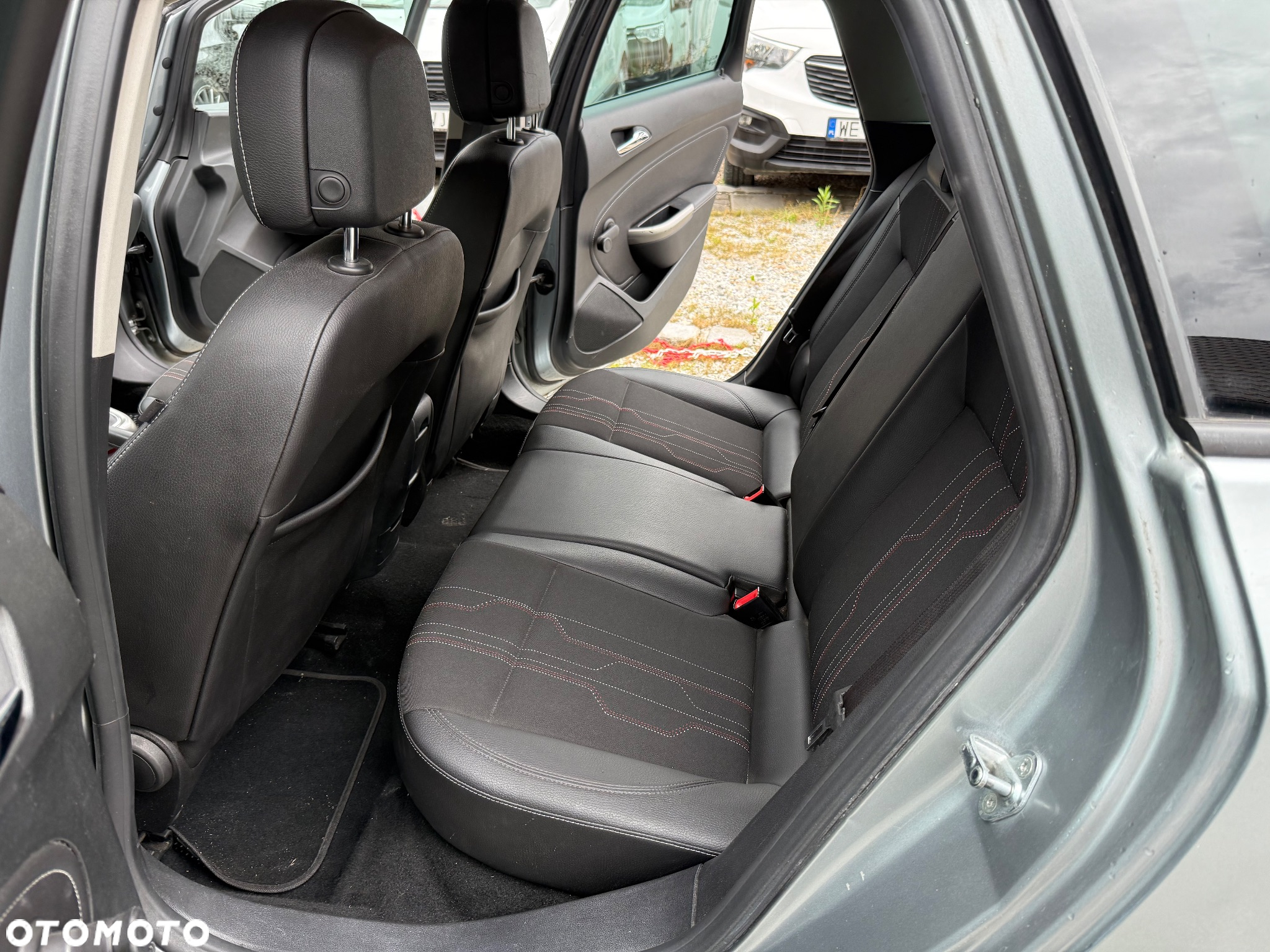 Opel Astra 1.7 CDTI DPF ecoFLEX Sports TourerStart/Stop 105g 150 Jahre - 18