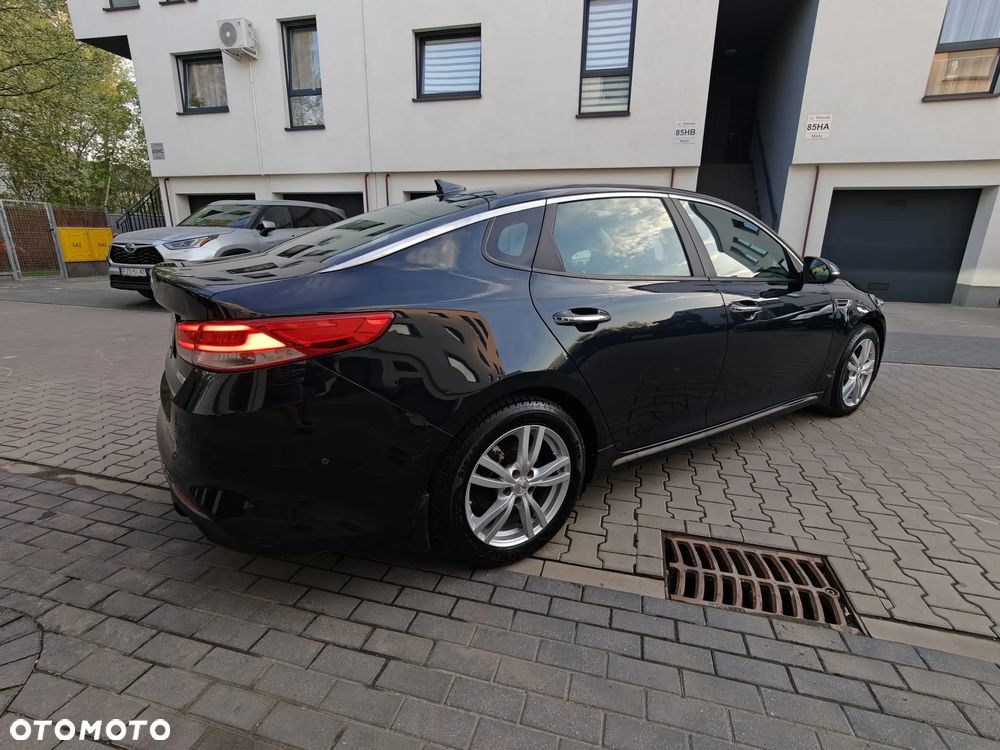 Kia Optima 1.7 CRDI XL DCT - 32