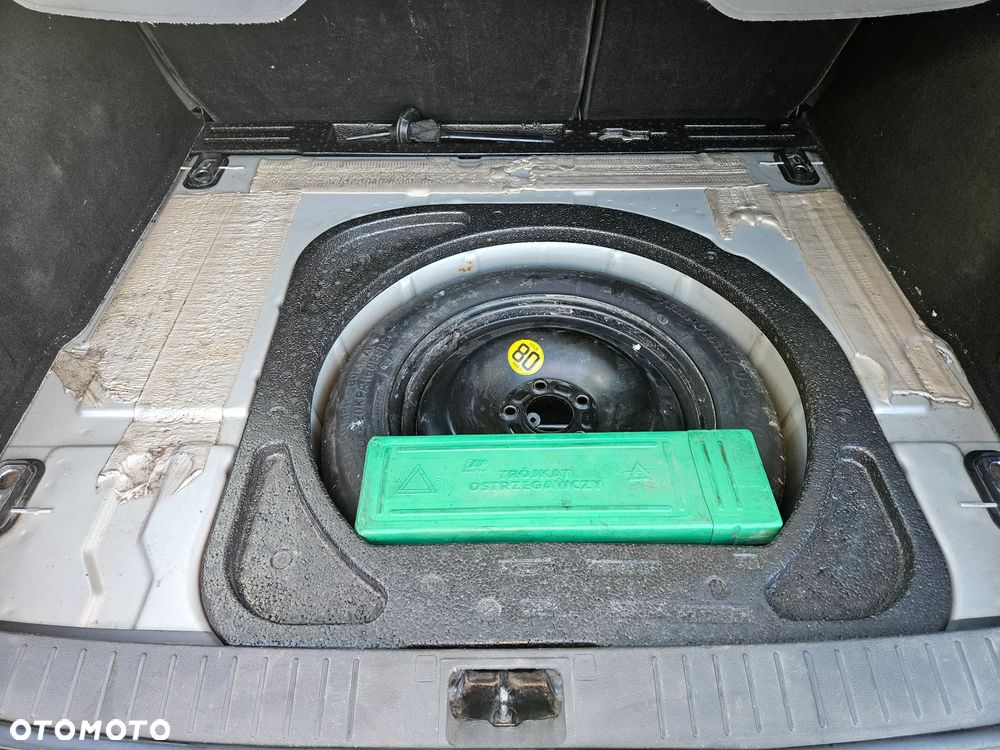 Ford Focus 1.8 TDCi Ghia - 30