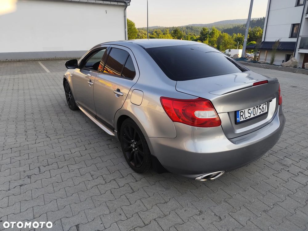 Suzuki Kizashi - 18