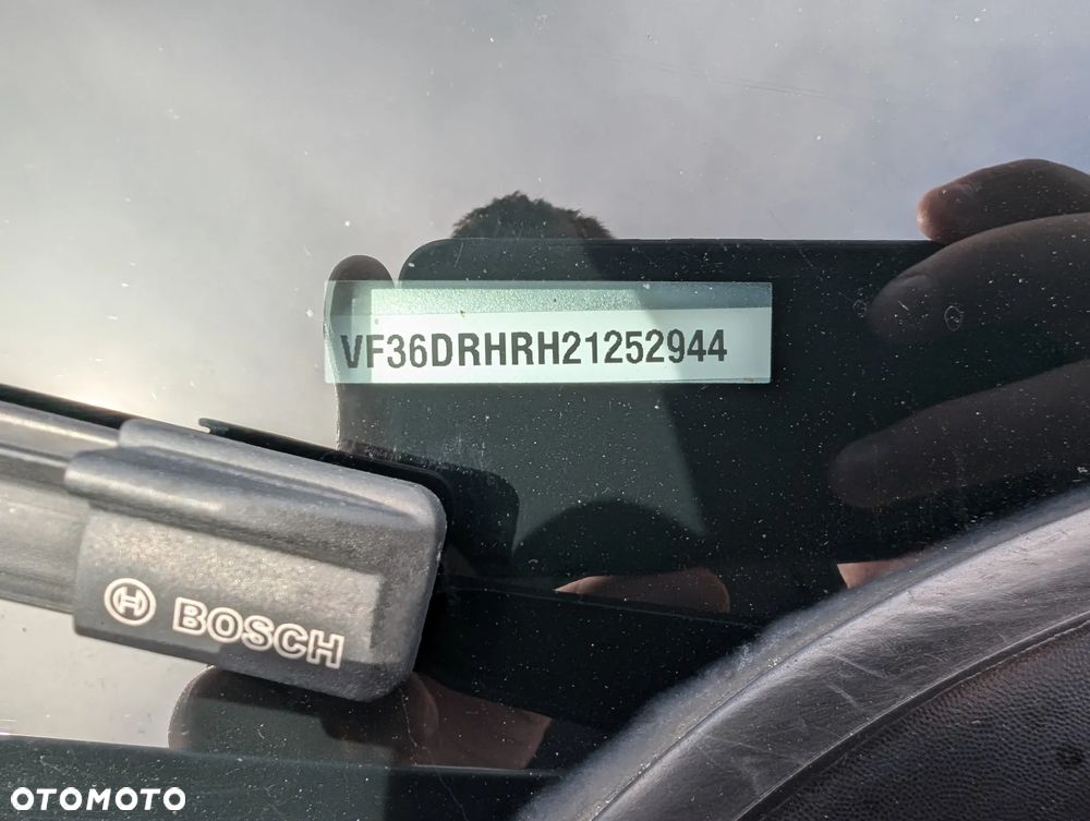 Peugeot 407 2.0 HDI ST Komfort EU3 - 14