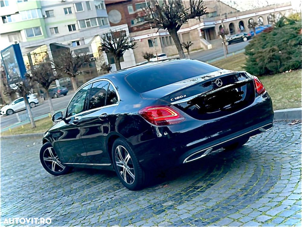 Mercedes-Benz C 180 d T 9G-TRONIC - 4