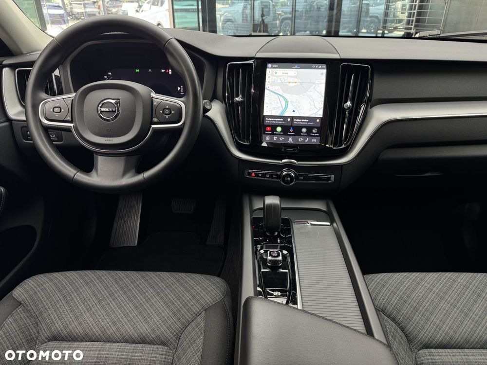 Volvo XC 60 B4 D AWD Momentum Pro - 16