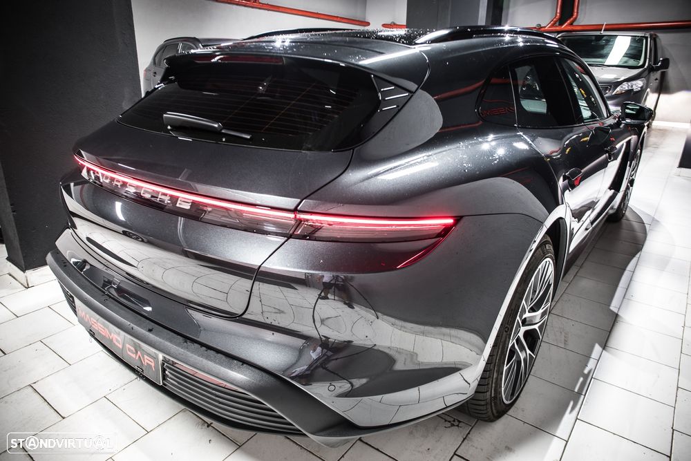 Porsche Taycan Sport Turismo Standard - 14