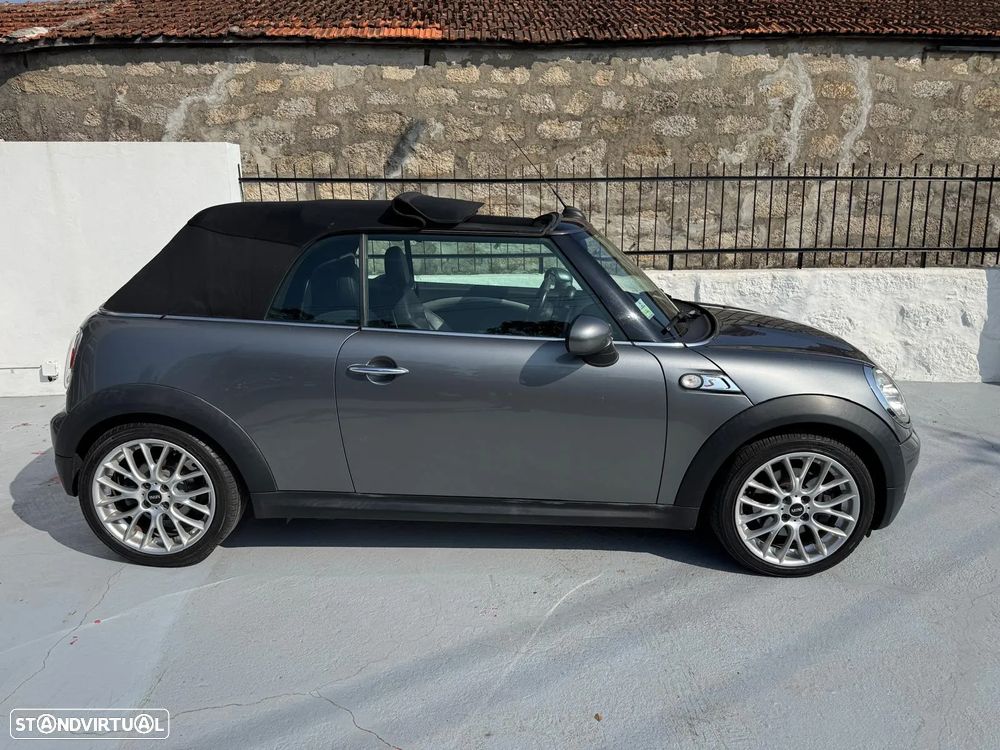 MINI Cabrio Cooper S Highgate - 15