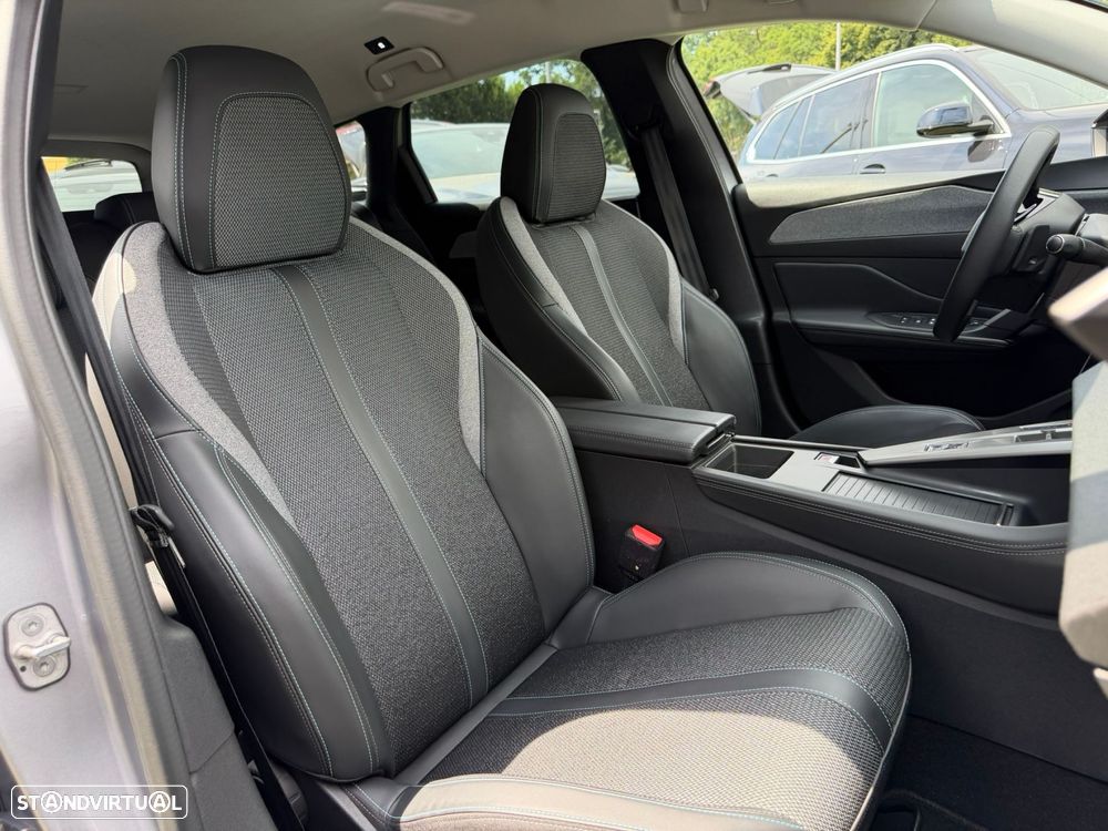 Peugeot 308 SW 1.6 Hybrid Allure Pack e-EAT8 - 18