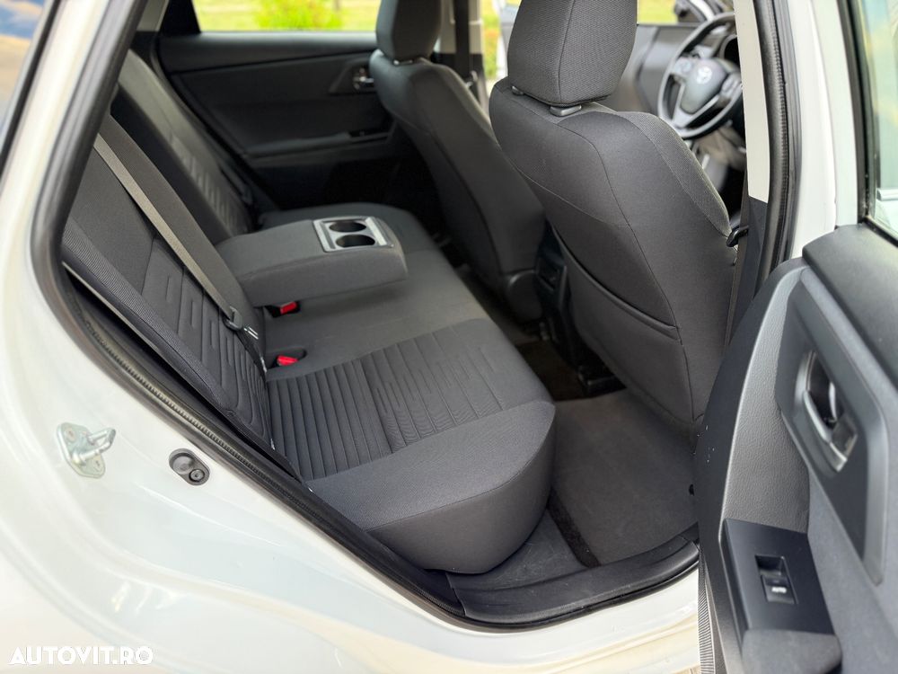 Toyota Auris 1.2 Turbo Design Edition - 31