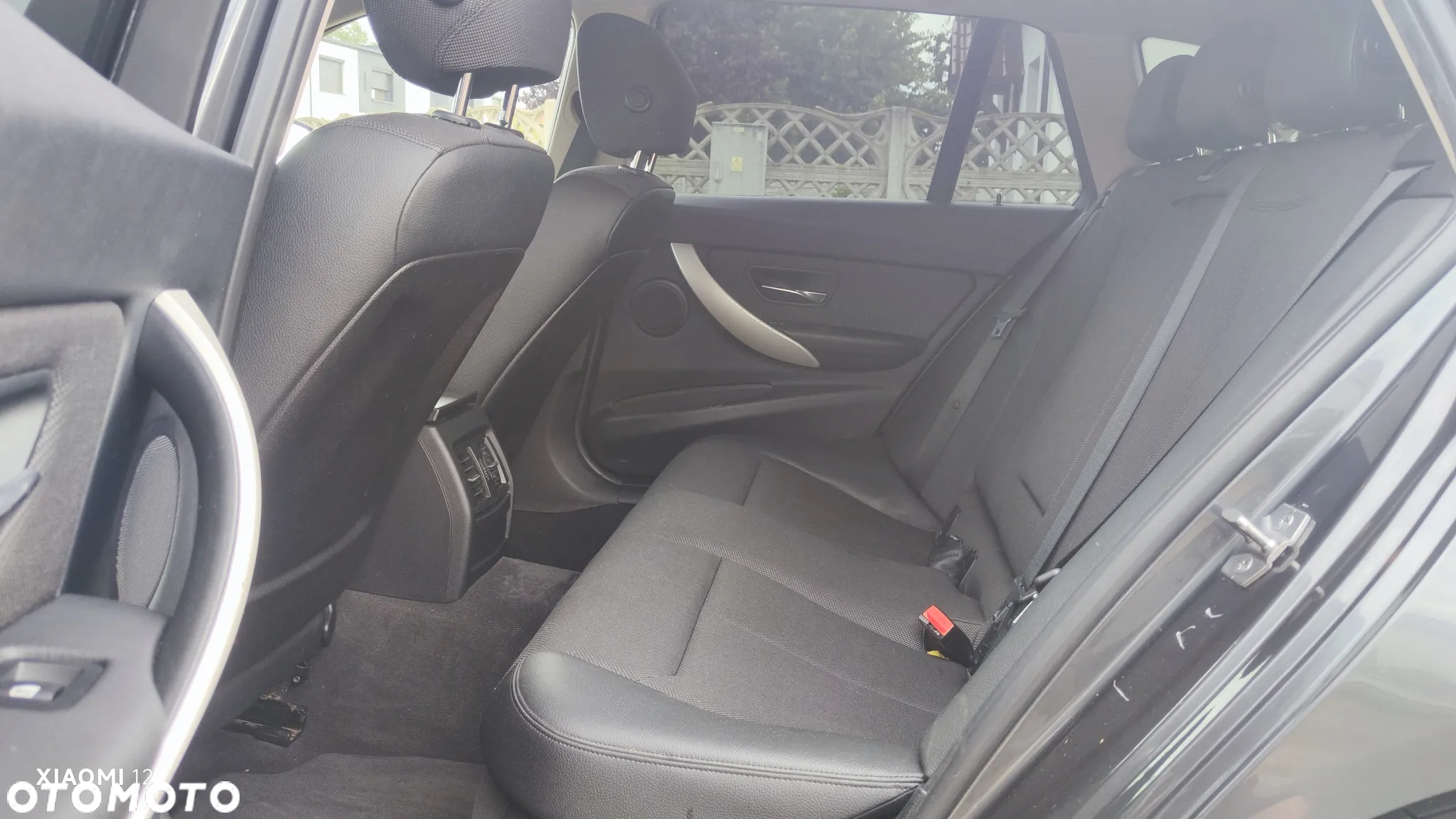 BMW Seria 3 320d Touring Sport Line - 9