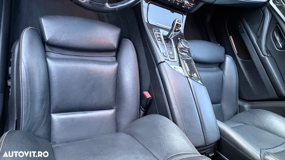 BMW Seria 5 525d Aut. Luxury Line - 13