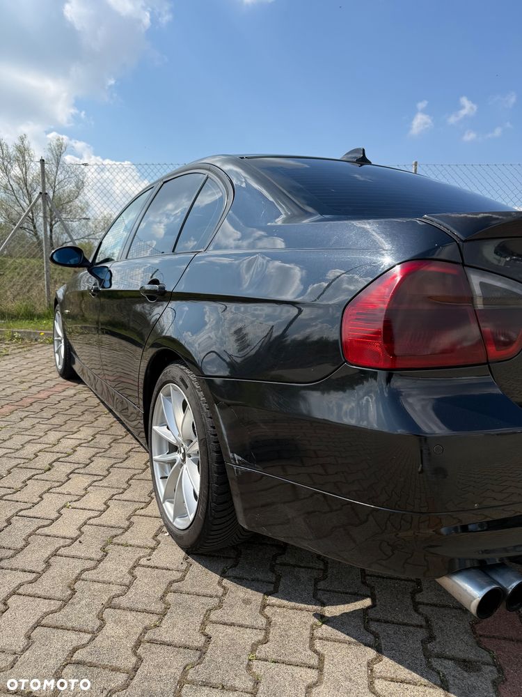 BMW Seria 3 320d - 10