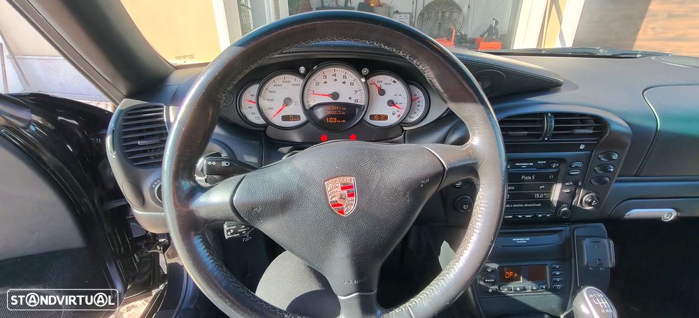 Porsche 911 (996) - 6