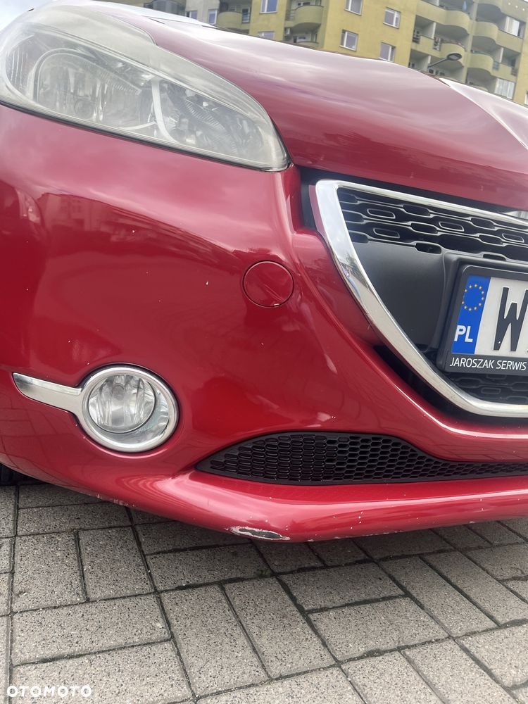 Peugeot 208 - 6