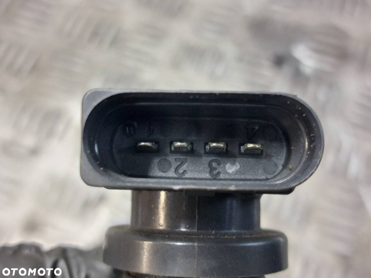 CEWKA ZAPŁONOWA VOLKSWAGEN BORA I 1.6 16V NGK U5002 036905715F - 7