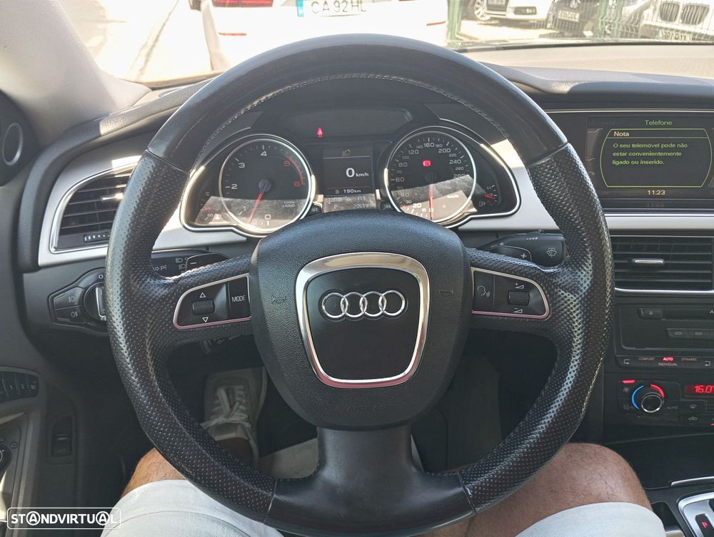 Audi A5 3.0 TDI V6 quattro S-tronic - 8