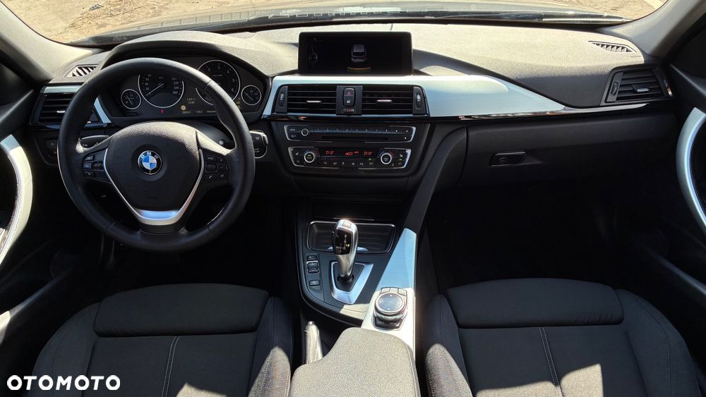 BMW Seria 3 318d Sport Line - 5