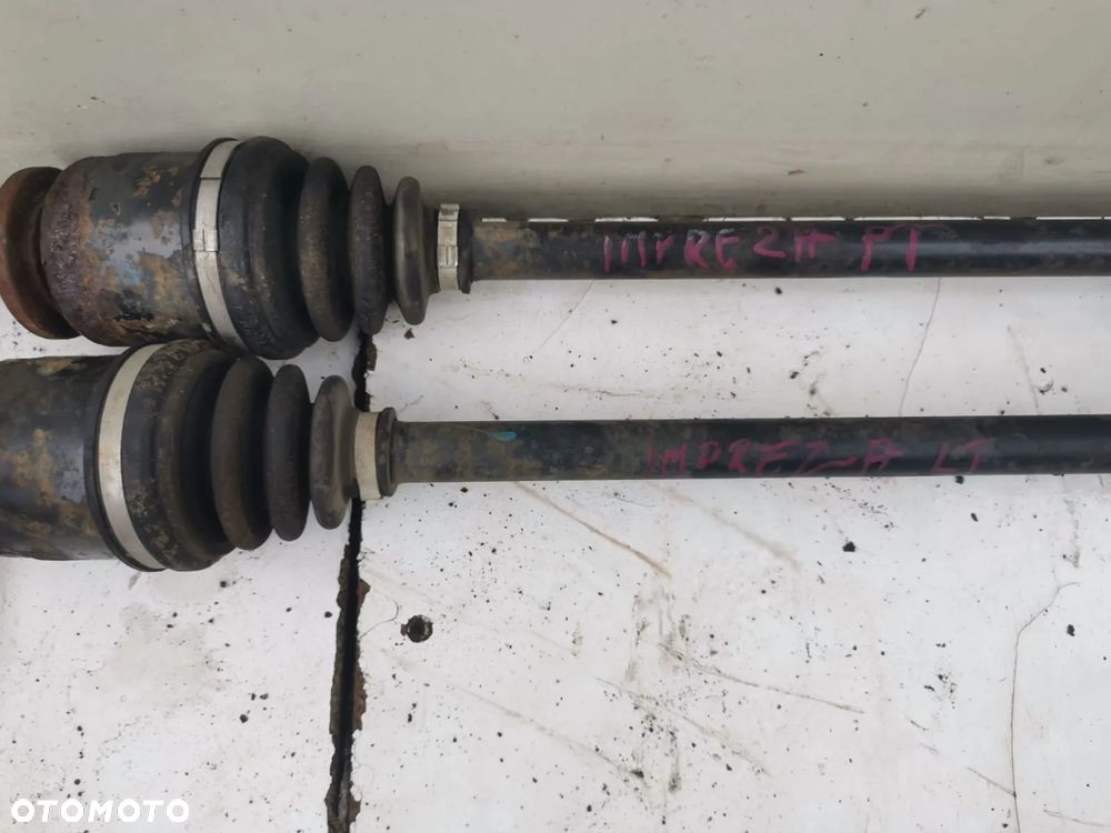 PÓŁOŚ TYLNA TYŁ LEWA PRAWA SUBARU IMPREZA III 3 GH 2.0 D - 2