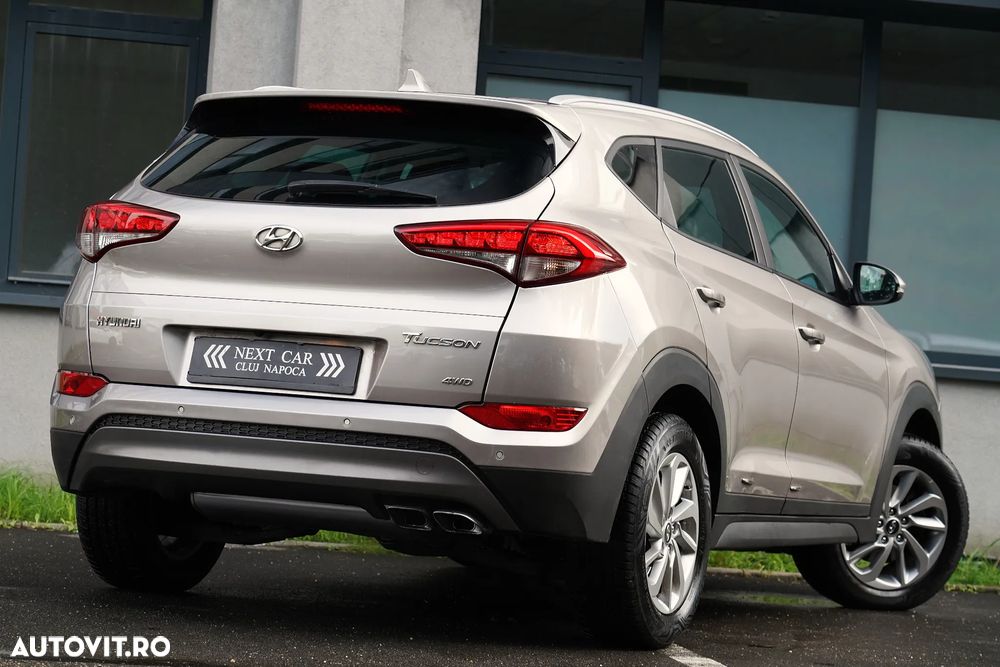 Hyundai Tucson 2.0 CRDI 4WD Automatik Style - 5
