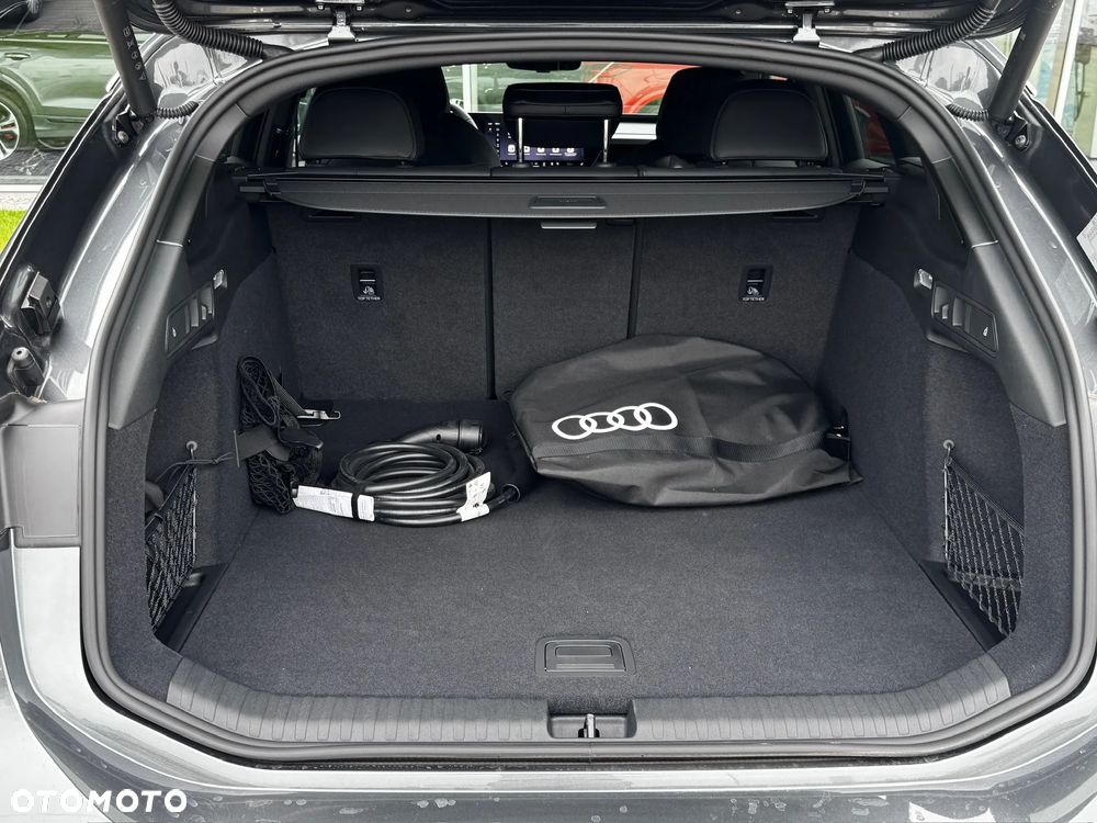 Audi A6 Avant e-tron - 32