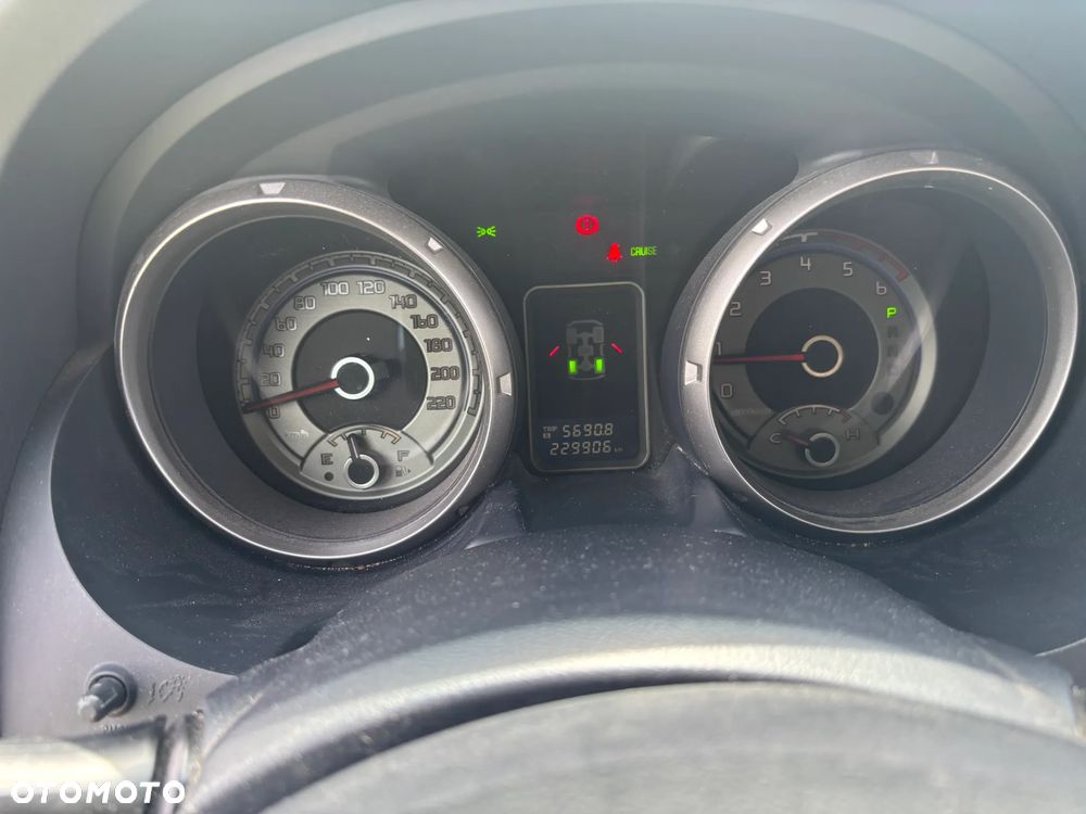 Mitsubishi Pajero 3.2 DID Elegance - 13