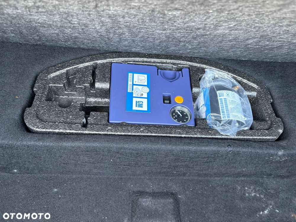 Opel Astra 1.6 Active - 28