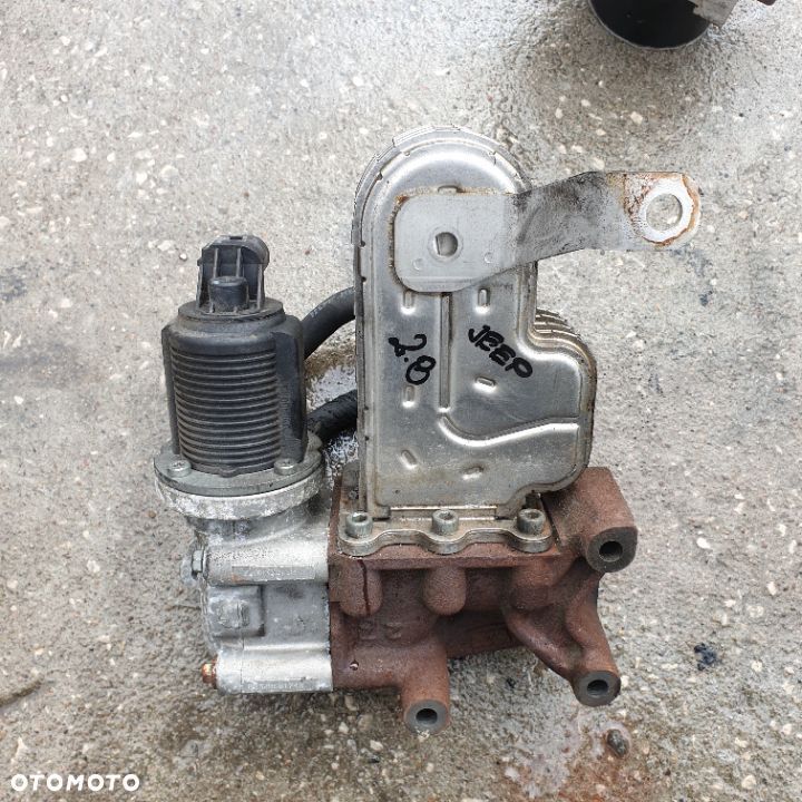 JEEP CHEROKEE III KJ 2.8 CRD CHLODNICZKA SPALIN ZAWOR EGR 07R - 1