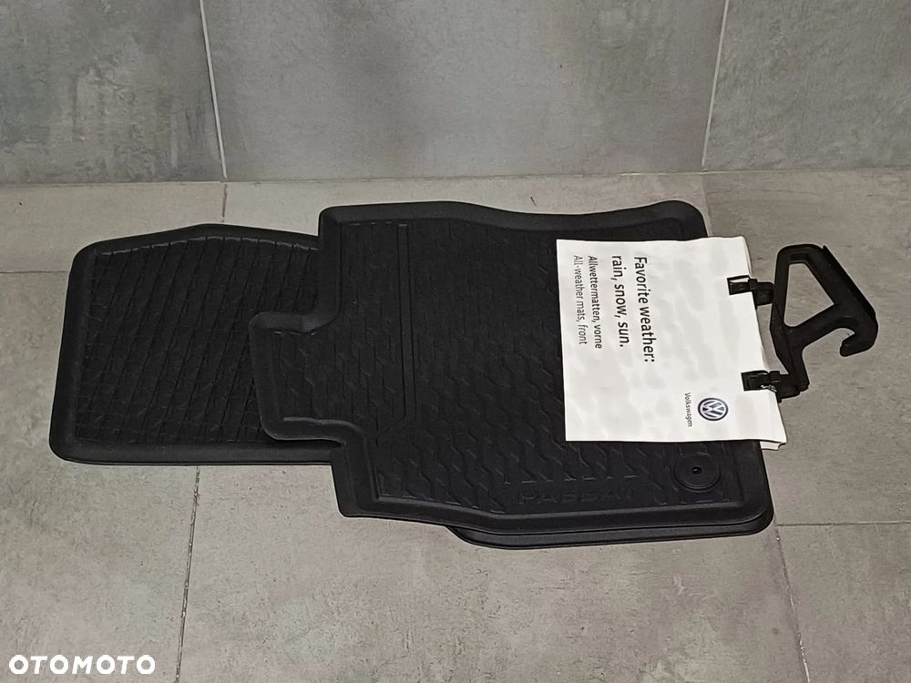 NR 575 Nowe oryginalne dywaniki gumowe do VW Passat 2 sztuki 3G1061502A - 3