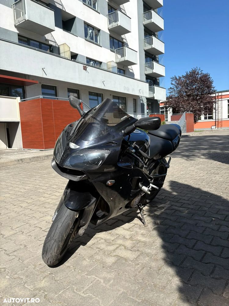 Kawasaki ZX-6R Ninja - 2