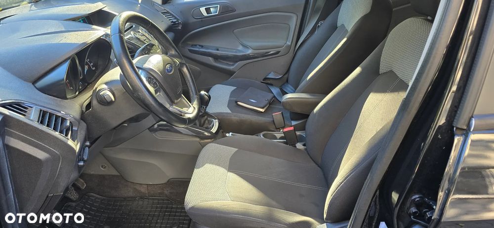 Ford EcoSport - 11