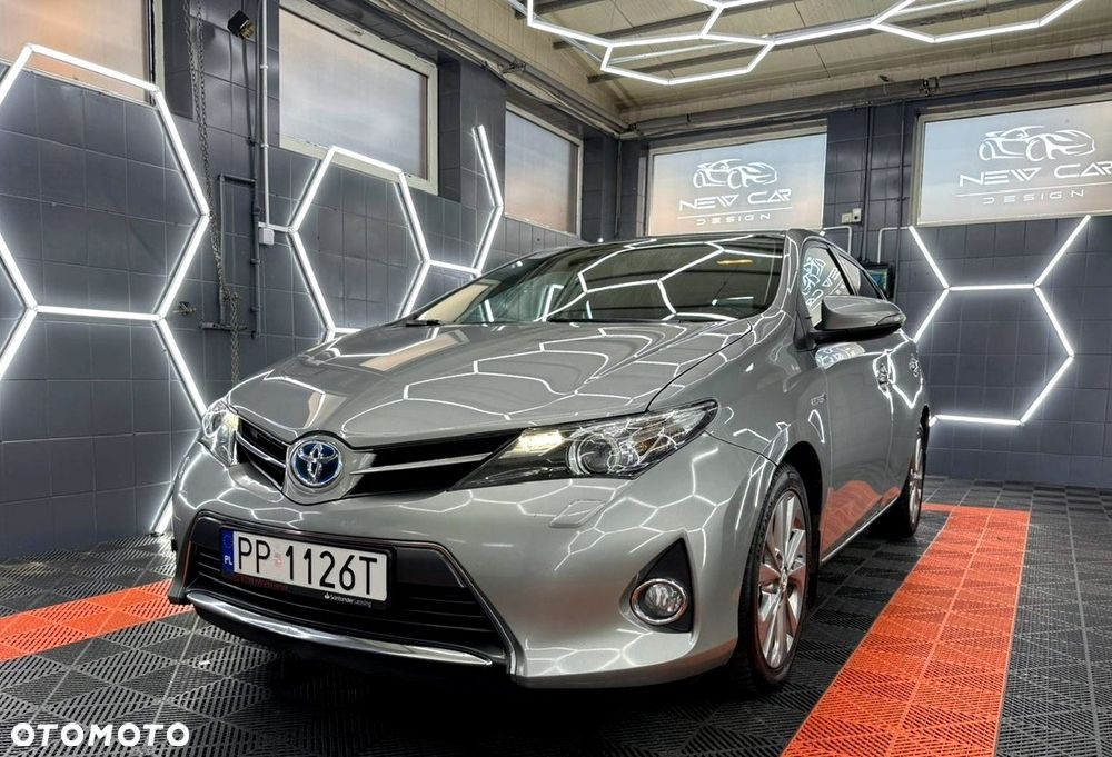 Toyota Auris - 4