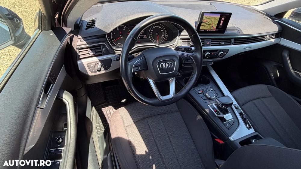 Audi A4 Avant 2.0 35 TDI S tronic MHEV S Line - 10