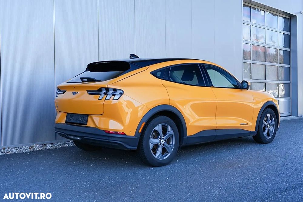 Ford Mustang Mach-E RWD Extended Range 216 kW Premium - 4