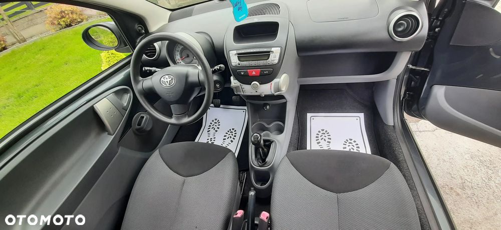 Toyota Aygo - 34