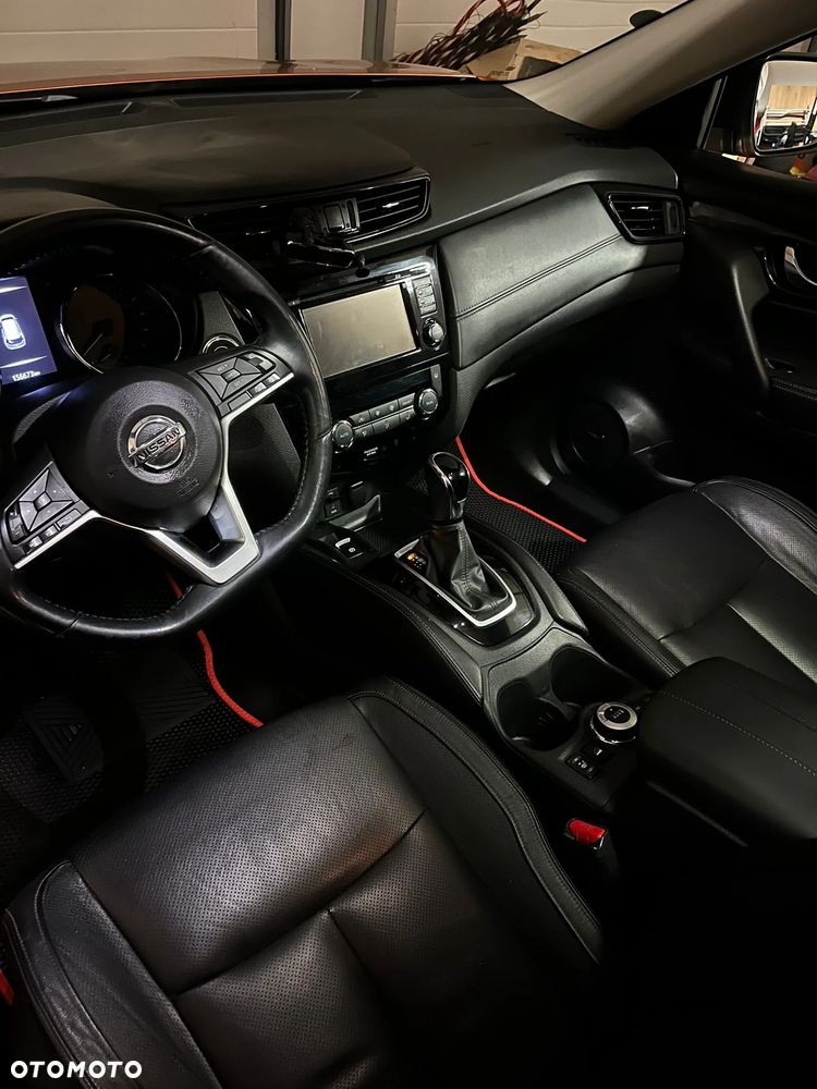 Nissan X-Trail 2.0 dCi Tekna 4WD Xtronic - 9