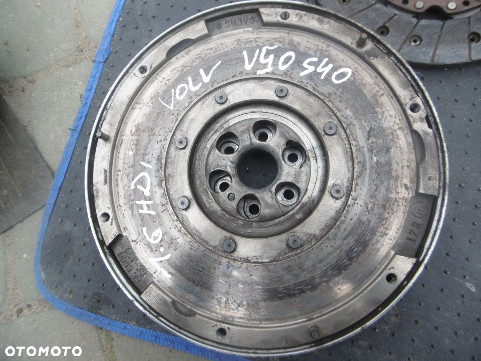 Koło dwumasowe sprzęgło VOLVO V50 S40 II 1,6HDI TDCI SACHS - 2