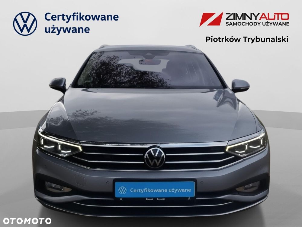 Volkswagen Passat - 33